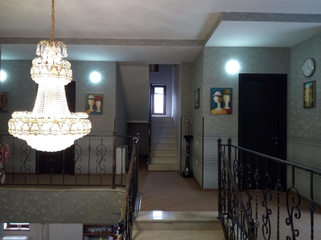 Hotel Salmer Tbilisi Buitenkant foto