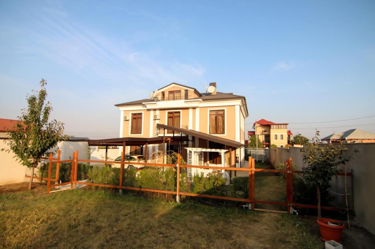 Hotel Salmer Tbilisi Buitenkant foto